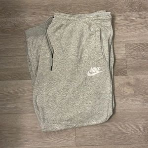 Nike joggers